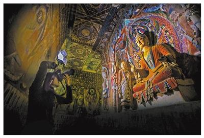 敦煌莫高窟票務新政 單日1.2萬張B類票全部網(wǎng)上銷售