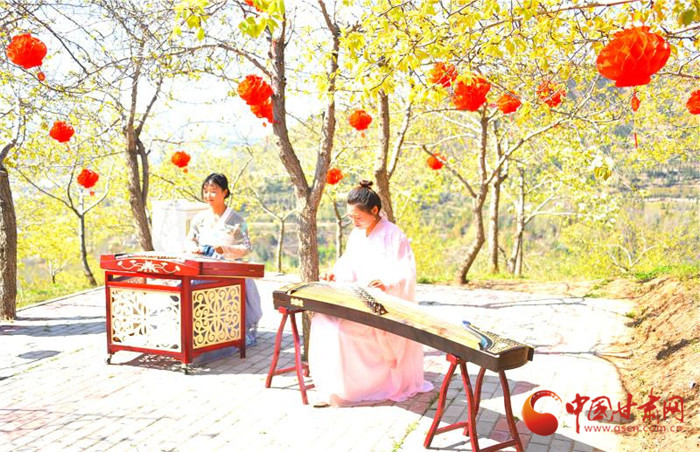 五一賞花再添好去處 臨夏州和政縣萬(wàn)畝高原梨花正綻放