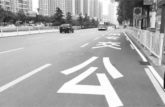 蘭州年內(nèi)將在主要城區(qū)設(shè)置雙向100公里公交專(zhuān)用道