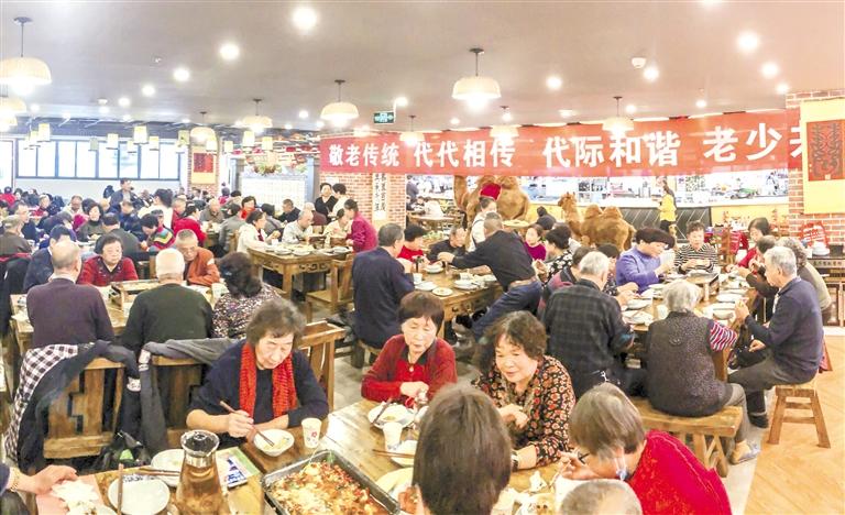 孝滿金城、德潤人心 蘭州市舉辦第六屆千叟宴感恩活動