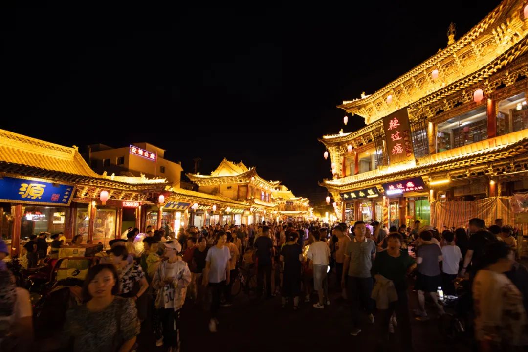 古風(fēng)、華美、浪漫、美味……現(xiàn)實(shí)版“清明上河圖”，就在這里！