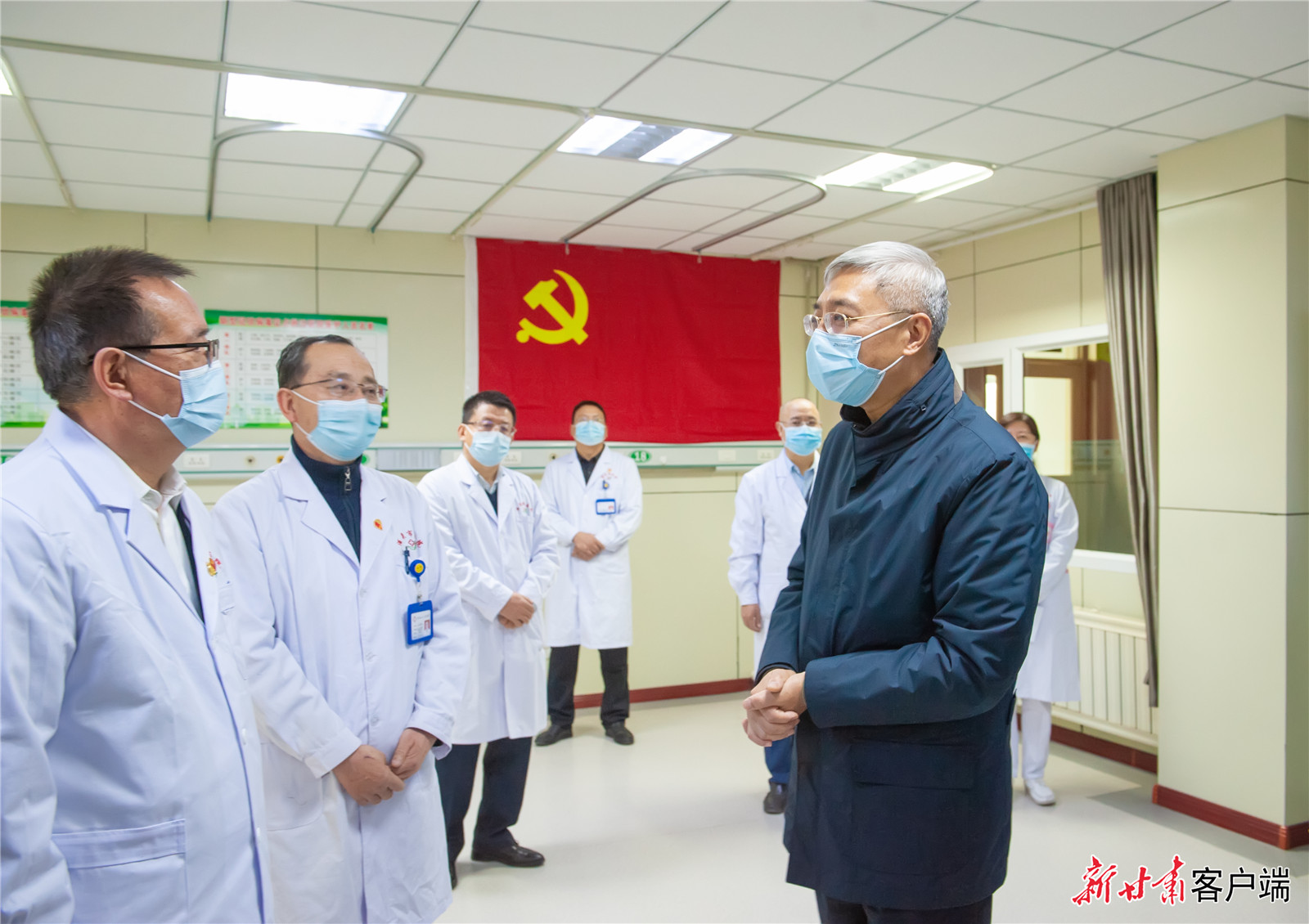 尹弘在嘉峪關(guān)酒泉張掖調(diào)研檢查疫情防控工作時(shí)強(qiáng)調(diào)：扛牢屬地責(zé)任 落細(xì)防控措施 遏制擴(kuò)散蔓延，同心協(xié)力堅(jiān)決打贏疫情防控遭遇戰(zhàn)阻擊戰(zhàn)