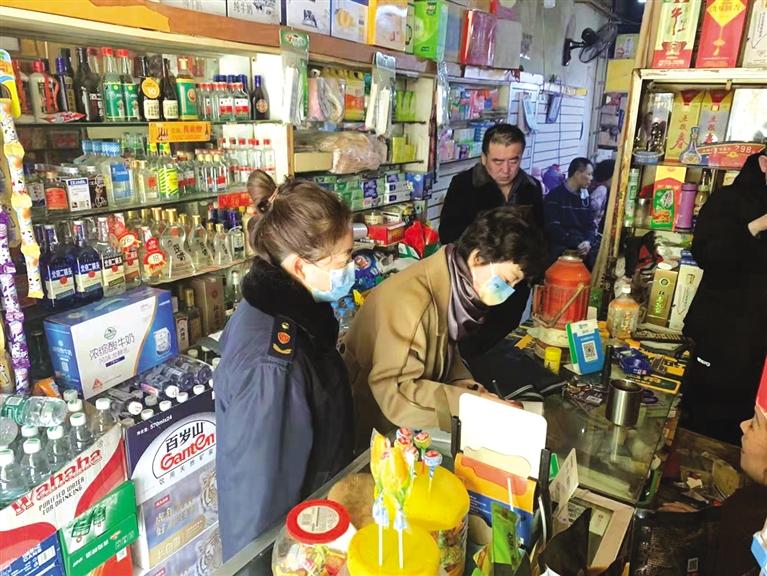 蘭州市七里河區(qū)市場(chǎng)監(jiān)管局筑牢校園食品安全和疫情防控“雙防線(xiàn)”